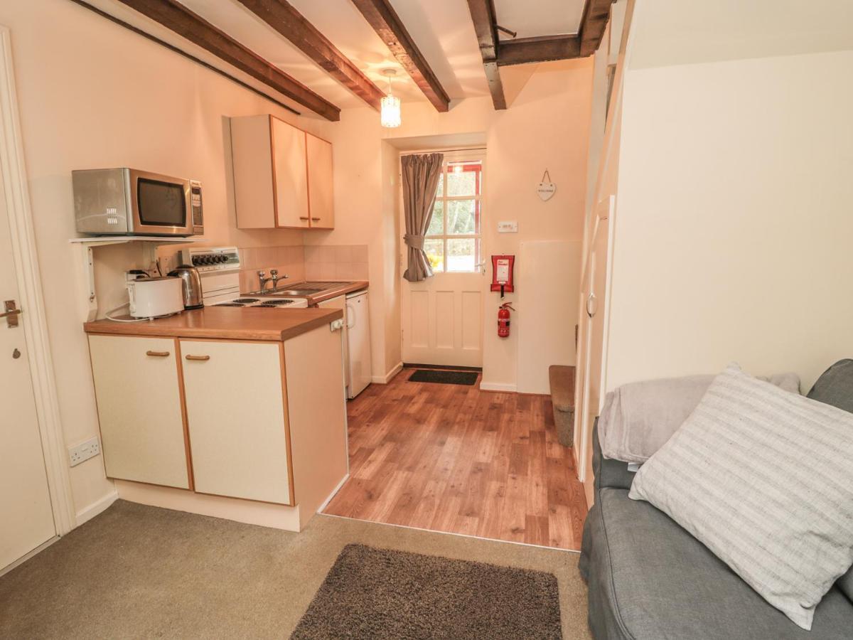 Robin Holiday home